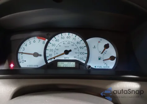 2004 Toyota Corolla Le z USA, uszkodzony, nr VIN 2T1BR32E74C301983